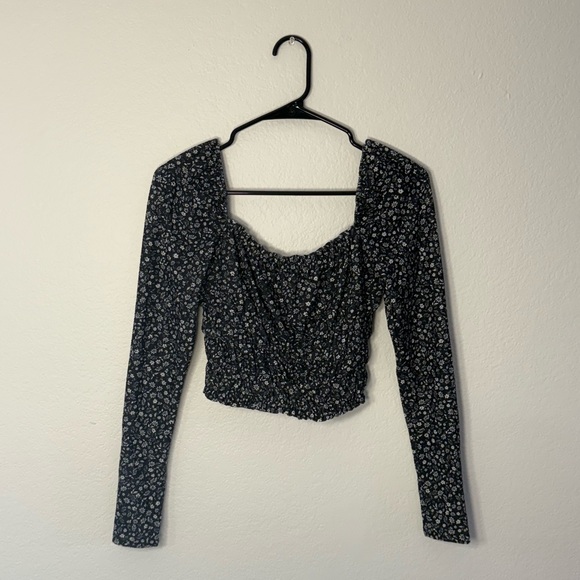 Topshop Tops - Topshop Black Floral Long Sleeve Blouse